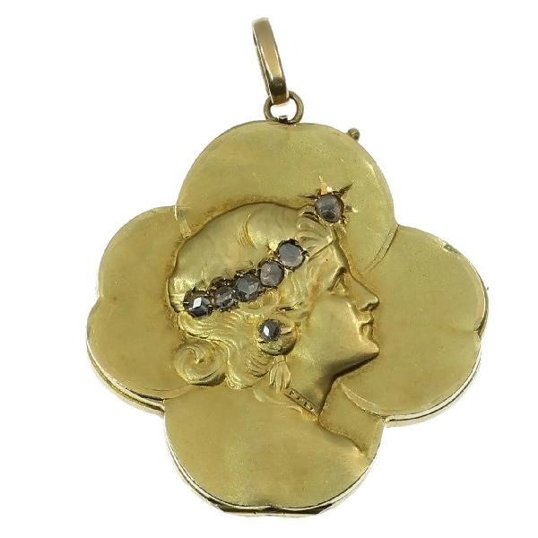 Gold Art Nouveau pendant lucky clover with womans head set with rose cut diamond